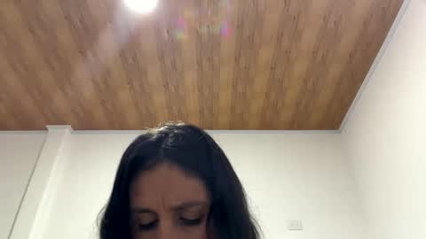 laura  online show from 05-29-26, 04:21