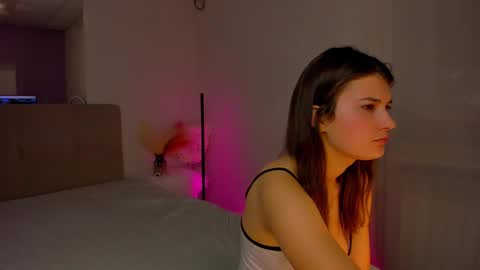 Laura online show from 02-17-25, 12:27