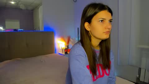 Laura online show from 10-20-25, 05:19