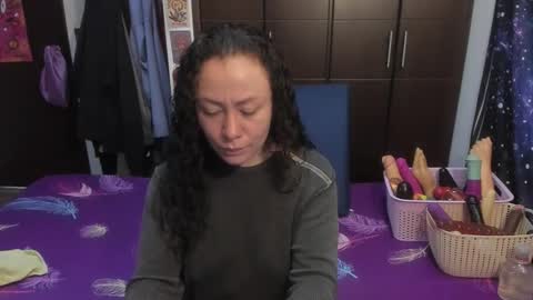  Wen  online show from 01-14-26, 04:45