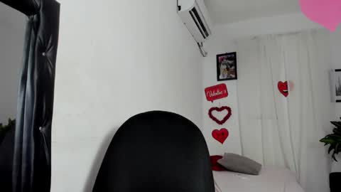 laura_and_kevin online show from 02-23-26, 08:28