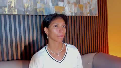 Laura online show from 02-12-26, 11:05