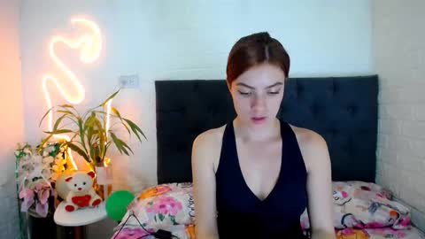 LAURA online show from 03-18-26, 04:54