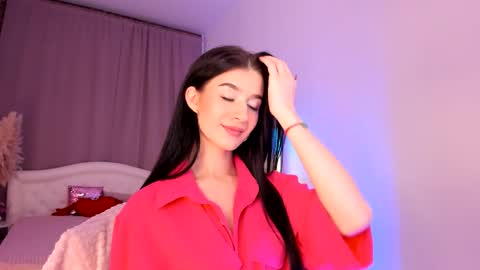 Laura online show from 10-01-25, 07:42