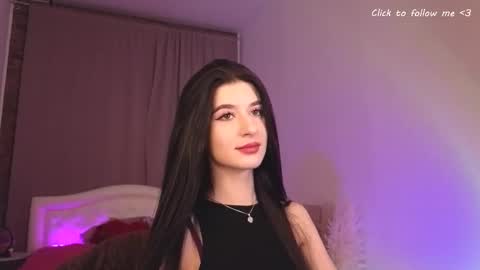 Laura online show from 11-23-25, 07:57