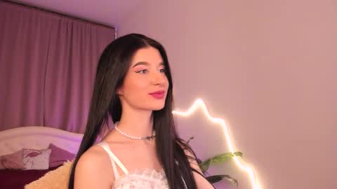 Laura online show from 02-09-26, 12:58