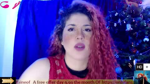 Snapshot of laura_fountain_ chatting on 12-17-24, 04:21 weedcam Curly Laura OF    online show from 12-17-24, 04:21