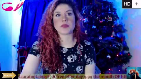 Snapshot of laura_fountain_ chatting on 01-03-25, 11:57 weedcam Curly Laura OF    online show from 01-03-25, 11:57