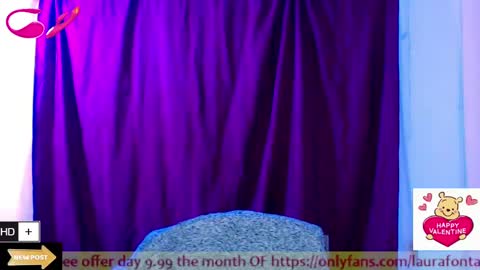 Snapshot of laura_fountain_ chatting on 02-14-25, 09:43 weedcam Curly Laura OF    online show from 02-14-25, 09:43