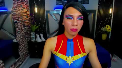 Laura Goldenn online show from 03-10-26, 09:31