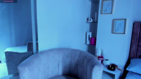 laura hotties online show from 05-08-26, 06:35