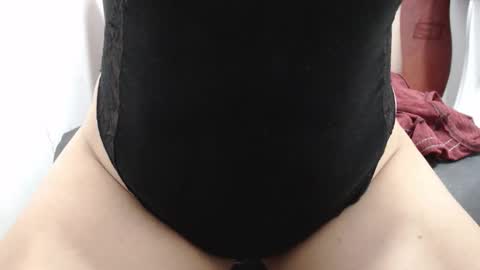  Laura  online show from 11-02-25, 03:25