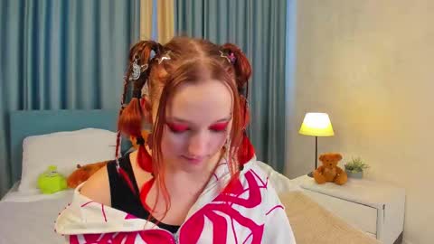 Snapshot of laura_kelley1 chatting on 11-14-25, 08:02 laura_kelley1 online show from 11-14-25, 08:02