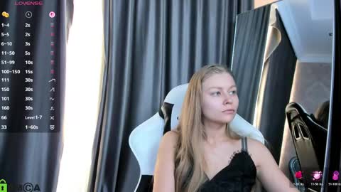 Laura online show from 04-16-26, 09:54