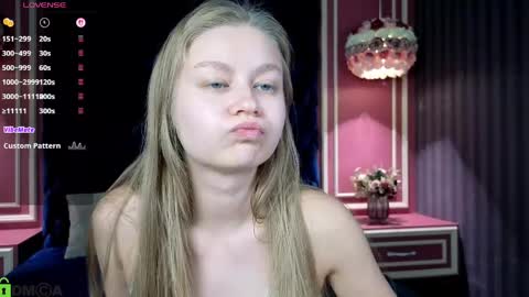 Laura online show from 06-07-26, 09:57