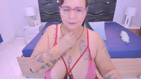 Laura online show from 01-13-26, 12:10