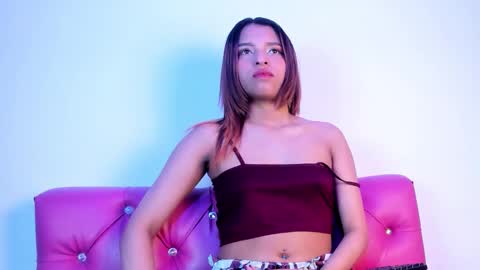 laura_serena online show from 12-18-25, 01:06