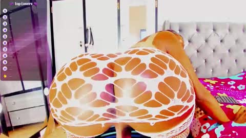 Snapshot of laura_sexo11 chatting on 10-14-25, 09:04 laura_sexo11 online show from 10-14-25, 09:04