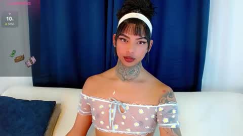 Laura online show from 10-18-25, 12:57