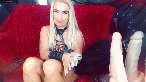 LauraCrystall online show from 09-19-25, 06:52