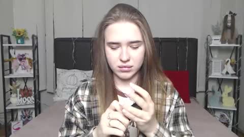 LauraHlot online show from 01-15-26, 07:06