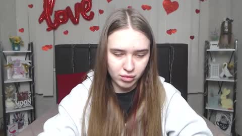 LauraHlot online show from 02-22-26, 10:25