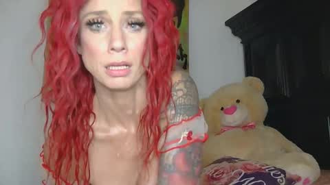 Lilian Banks online show from 11-12-25, 11:58