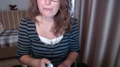 Lauraoven1 online show from 10-26-25, 08:31