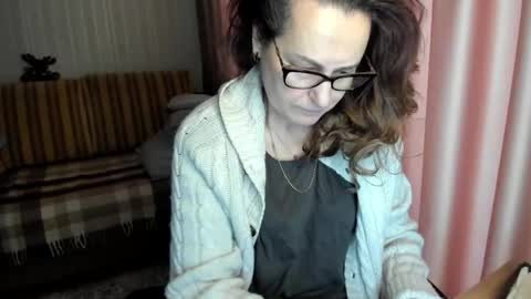 Lauraoven1 online show from 02-02-26, 10:25