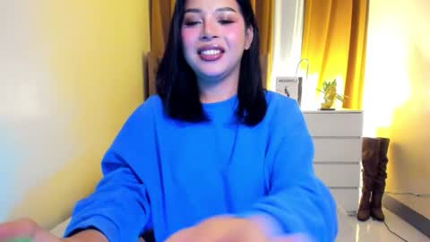 Your sweet Laura online show from 12-03-25, 05:00