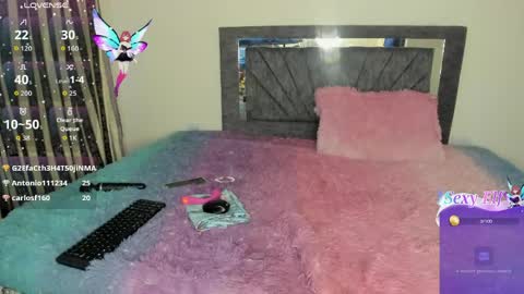 laurasofia01 online show from 04-16-26, 10:12