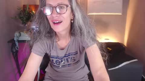 Laura Sofia online show from 01-31-26, 07:11
