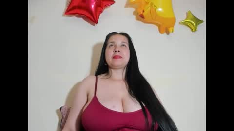 Snapshot of laureen777 chatting on 02-15-25, 11:03 laureen777 online show from 02-15-25, 11:03