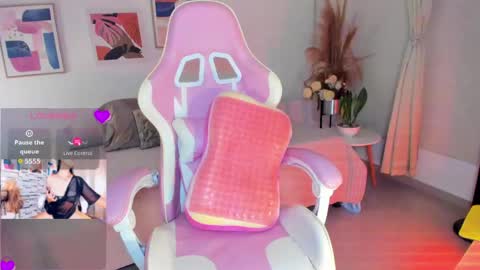 MissLauren online show from 05-27-26, 01:57