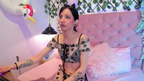 Lauren evans9 online show from 11-22-25, 04:33