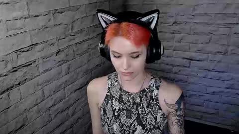 Eva online show from 04-24-26, 06:21