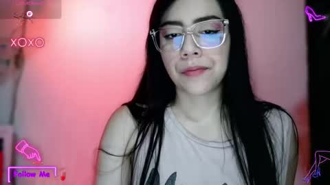 Snapshot of lauren_sweet7 chatting on 10-12-25, 10:42 Lauren online show from 10-12-25, 10:42