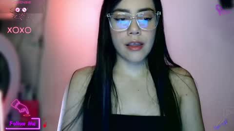 Snapshot of lauren_sweet7 chatting on 10-21-25, 12:11 Lauren online show from 10-21-25, 12:11