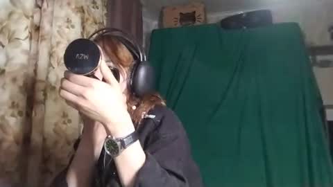 Snapshot of laurenehadson chatting on 07-28-26, 03:21 Marge online show from 07-28-26, 03:21