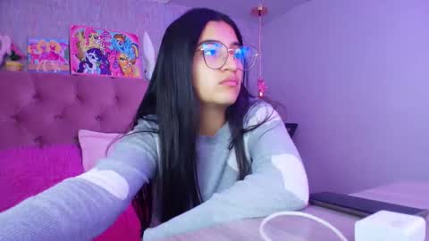 Laurene online show from 03-01-26, 03:52