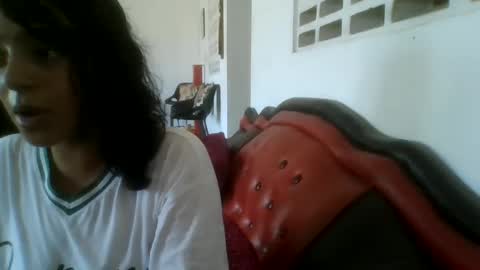 Snapshot of laurenhot94 chatting on 09-20-25, 05:14 laurenhot94 online show from 09-20-25, 05:14