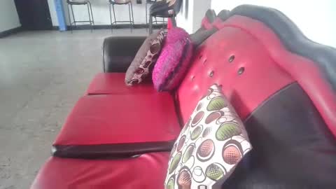 Snapshot of laurenhot94 chatting on 10-29-25, 02:52 laurenhot94 online show from 10-29-25, 02:52