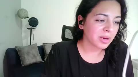 laurenhot94 online show from 02-27-26, 09:15