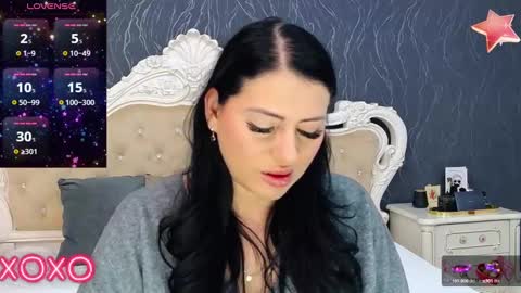 Snapshot of laurenjenssen chatting on 01-07-25, 08:45 Laura online show from 01-07-25, 08:45