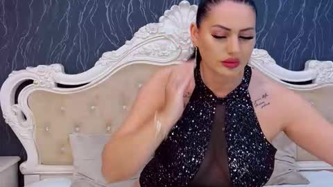 Laura online show from 11-20-25, 03:12