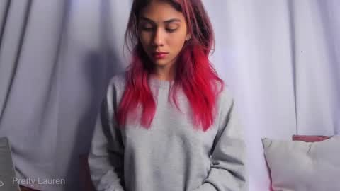 Lauren online show from 10-08-25, 08:17