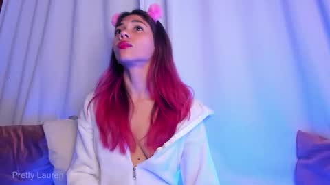 Lauren online show from 10-28-25, 02:59