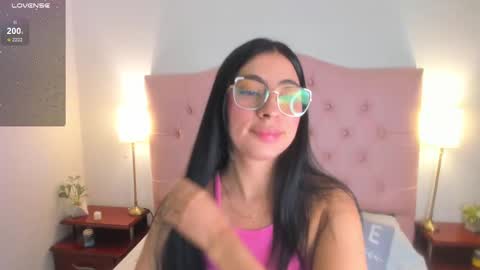 laurenn_smitth online show from 02-21-25, 12:39