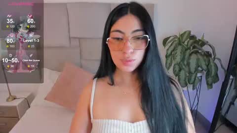 laurenn_smitth online show from 09-19-25, 01:01