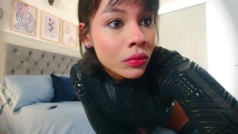 Lauren Saenz online show from 03-13-26, 12:01